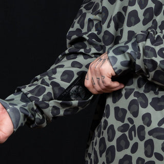 Slacker Snow Jacket: Green Cheetah