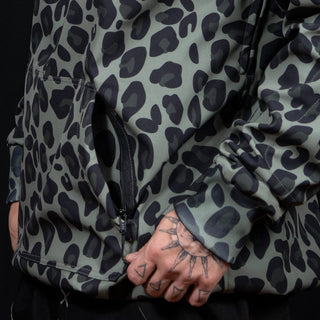 Slacker Snow Jacket: Green Cheetah