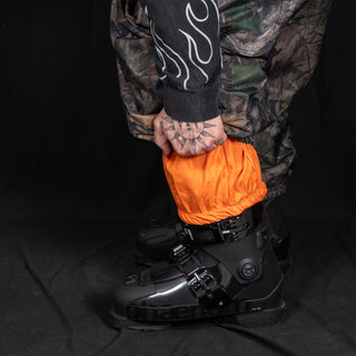 Slacker Baggy Snow Bib: Tree Camo