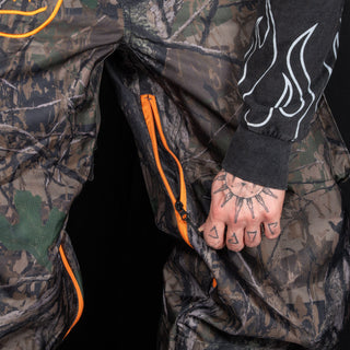 Slacker Baggy Snow Bib: Tree Camo